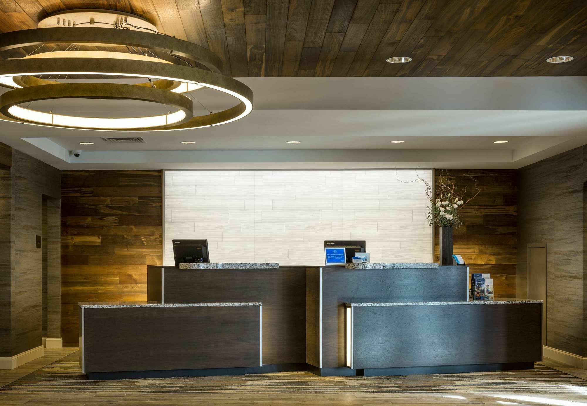 Fairfield By Marriott Waterbury Stowe Hotel Bagian luar foto